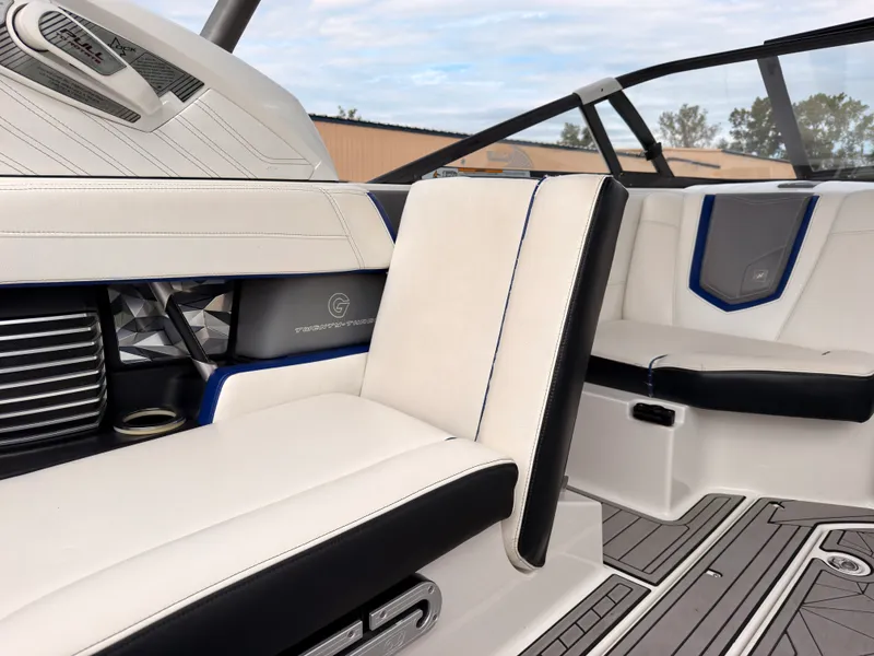 Slide: The Image of Nautique G23 2016 - 35