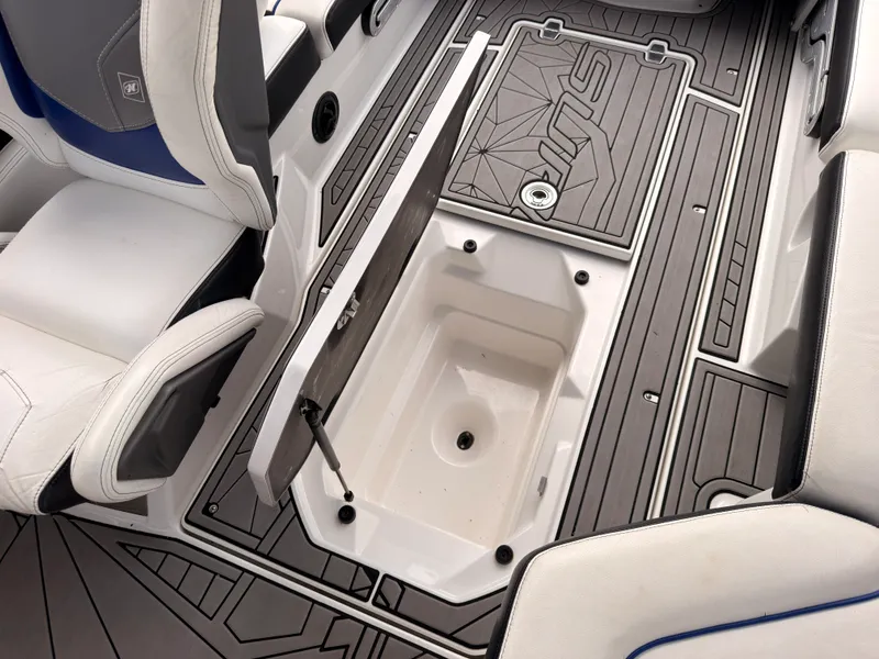 Slide: The Image of Nautique G23 2016 - 41