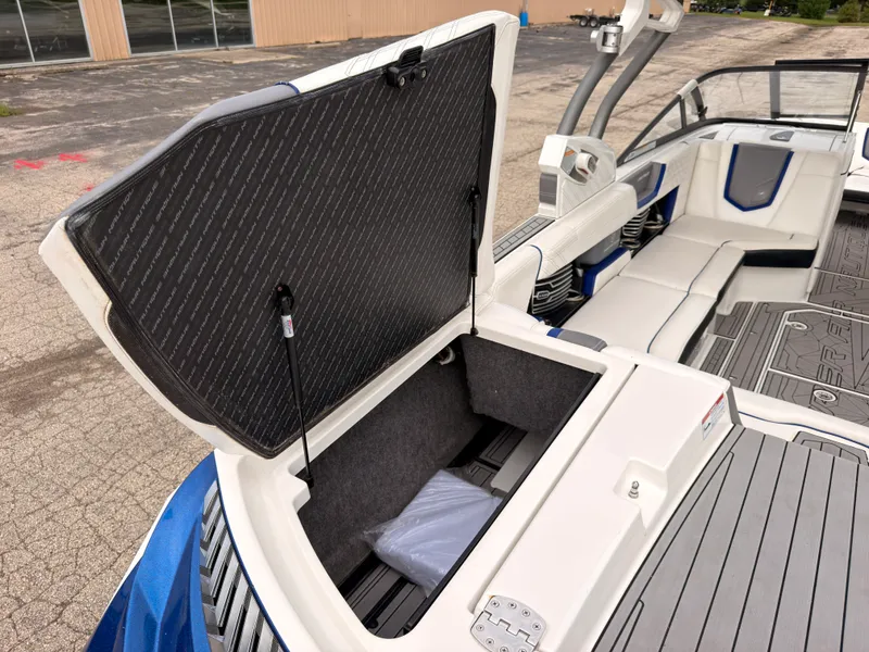 Slide: The Image of Nautique G23 2016 - 16