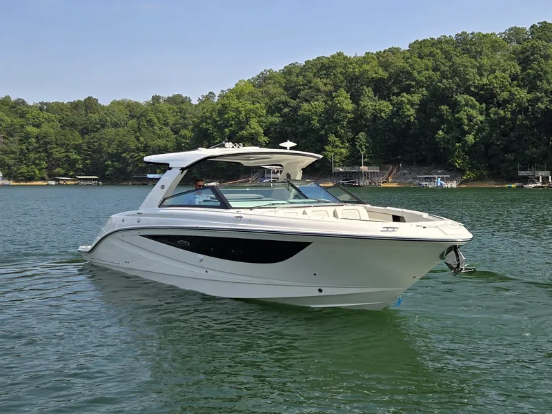 Slide: The Image of Sea Ray SLX 400 2027 - 3