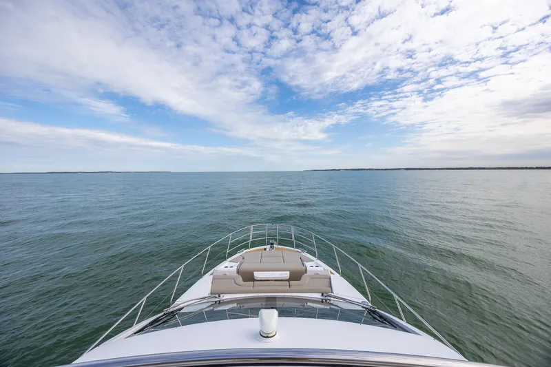 Slide: The Image of Azimut FLY 60 2023 - 21
