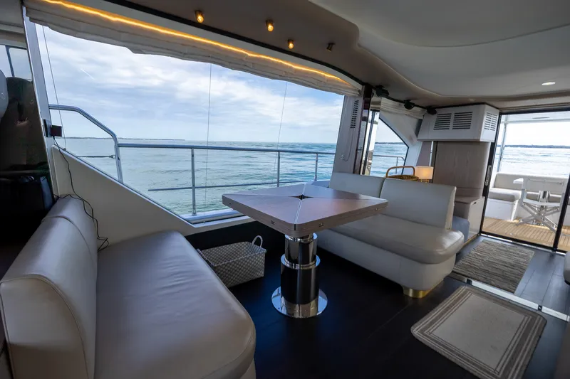 Slide: The Image of Azimut FLY 60 2023 - 47