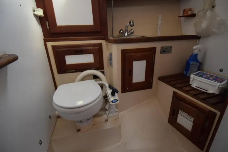 Slide: The Image of Catalina 36 1989 - 22