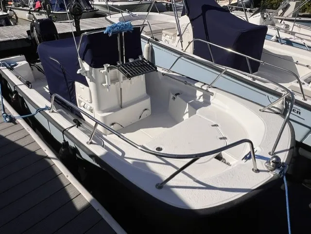 Slide: The Image of Boston Whaler 150 MONTAUK 2023 - 6