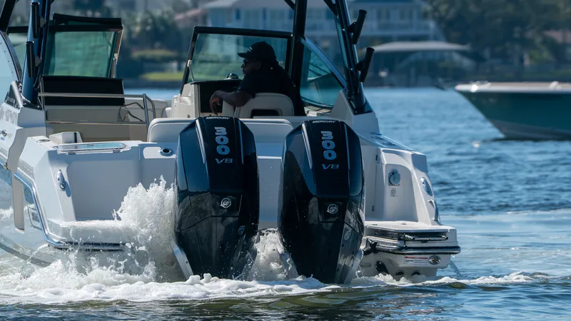 Slide: The Image of Boston Whaler 280 Vantage 2027 - 6