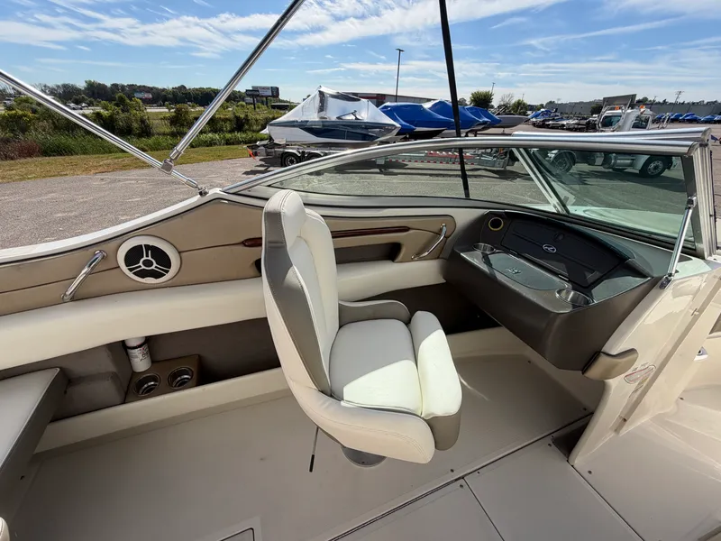 Slide: The Image of Sea Ray 230 SELECT 2007 - 20