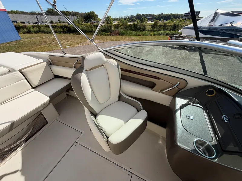 Slide: The Image of Sea Ray 230 SELECT 2007 - 22