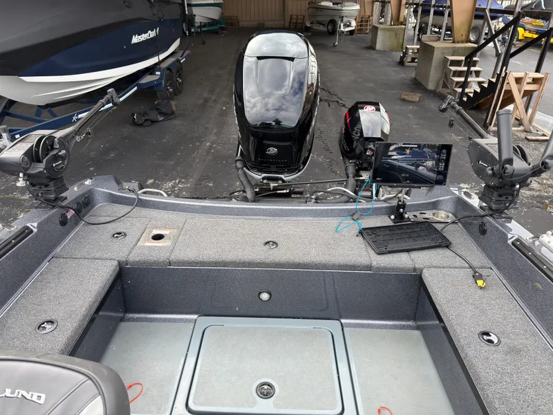 The Image of Lund 219 PRO-V GL 2022 - 12