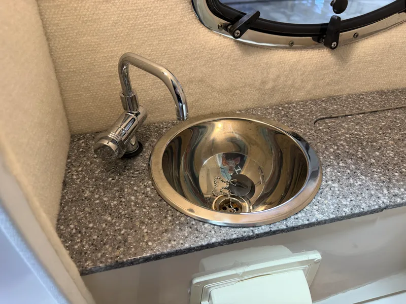Slide: The Image of Chaparral 230 SUNCOAST 2019 - 60