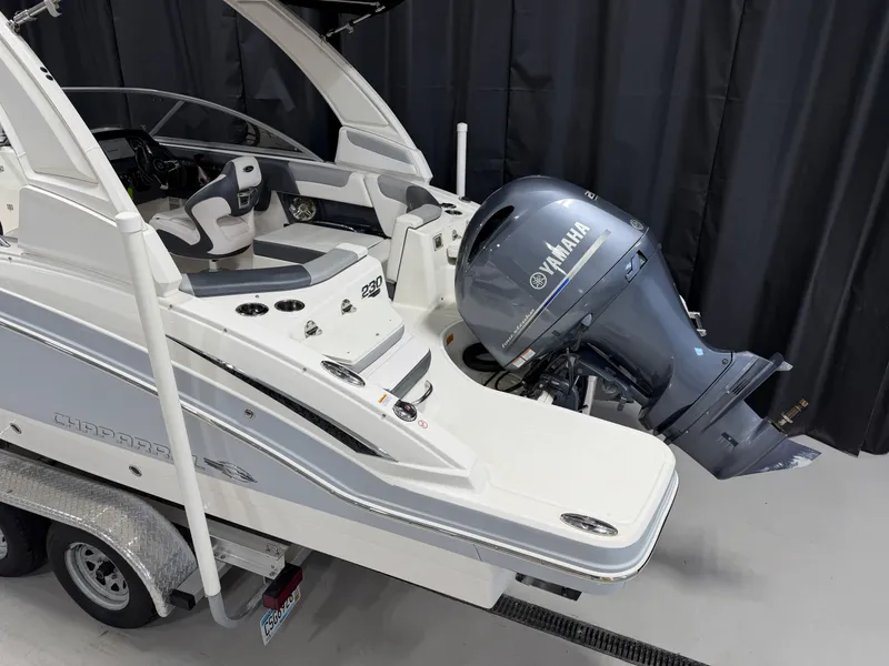 Slide: The Image of Chaparral 230 SUNCOAST 2019 - 6