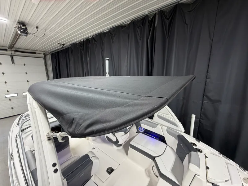 Slide: The Image of Chaparral 230 SUNCOAST 2019 - 101