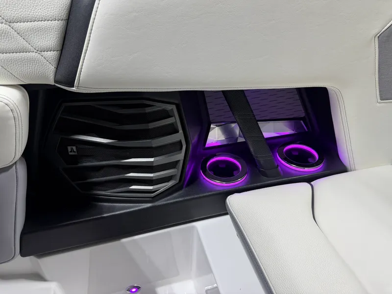 Slide: The Image of Nautique G23 2021 - 48