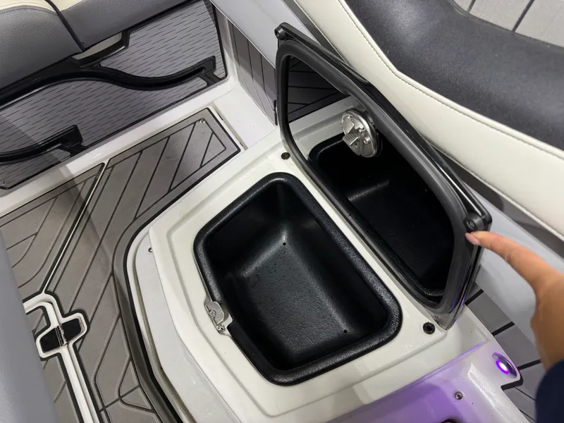 Slide: The Image of Nautique G23 2021 - 33
