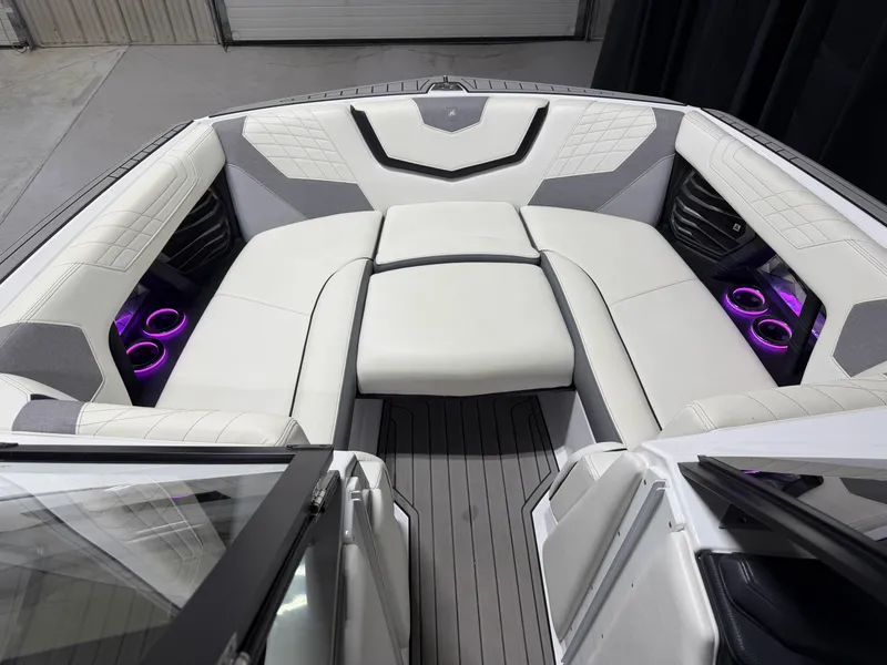 Slide: The Image of Nautique G23 2021 - 73