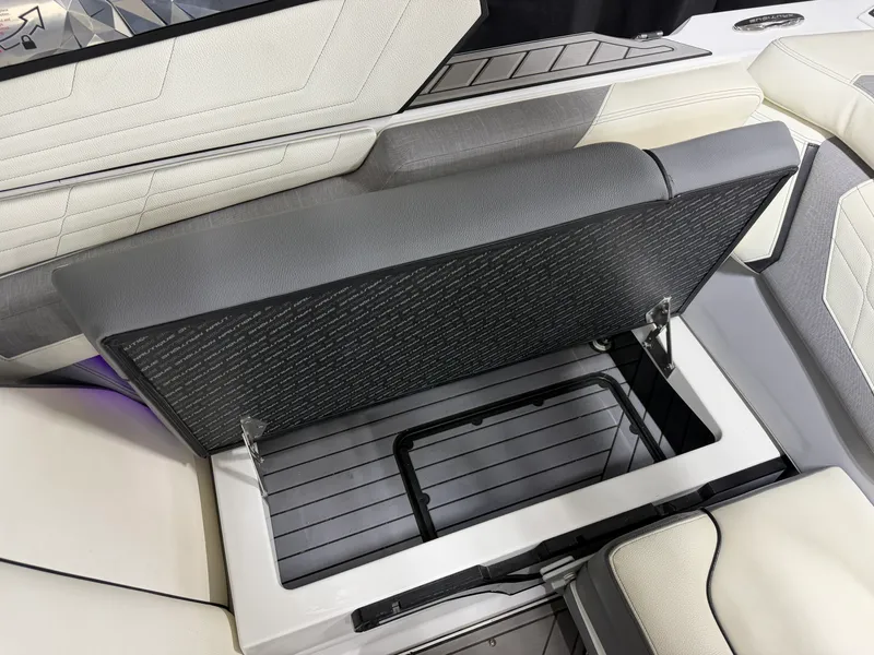 Slide: The Image of Nautique G23 2021 - 28