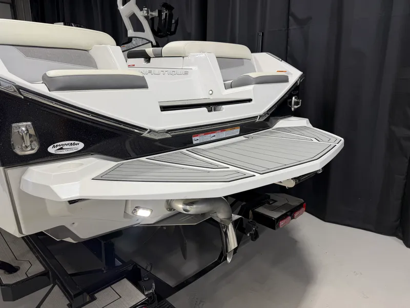 Slide: The Image of Nautique G23 2021 - 9
