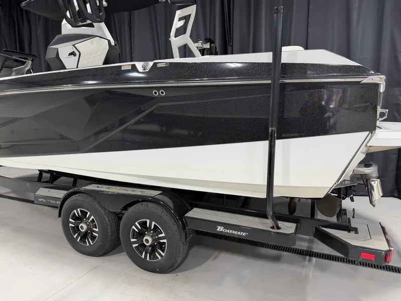 Slide: The Image of Nautique G23 2021 - 91