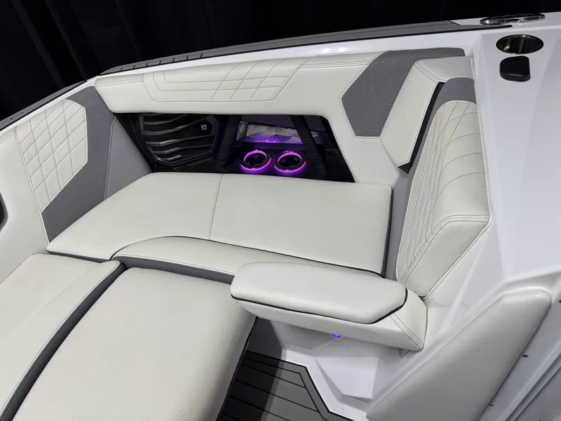 Slide: The Image of Nautique G23 2021 - 81