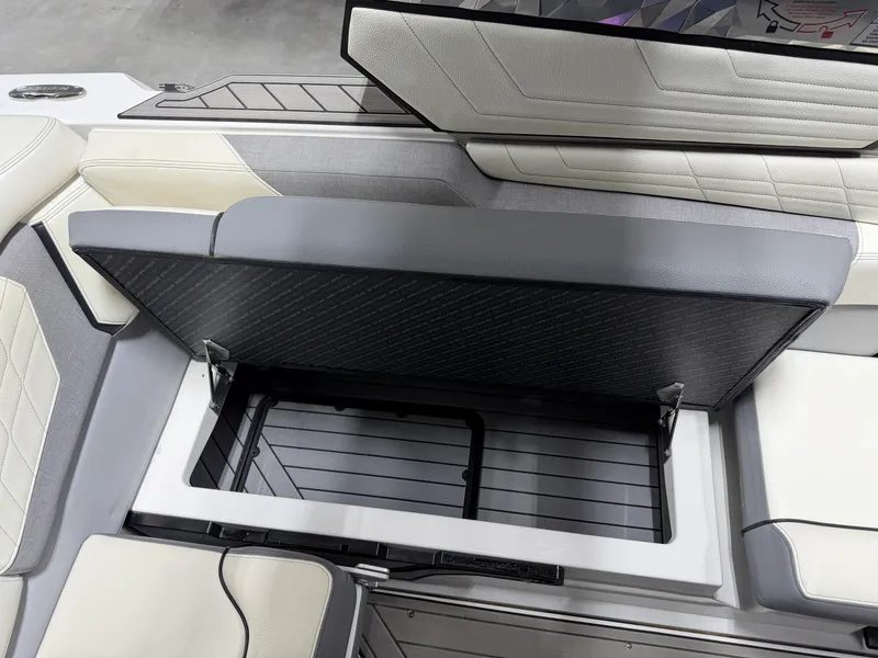 Slide: The Image of Nautique G23 2021 - 36