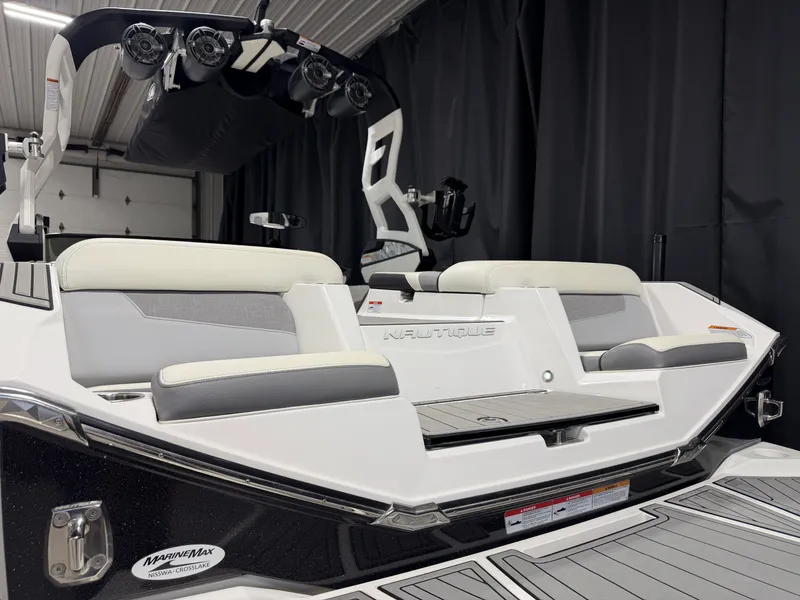 Slide: The Image of Nautique G23 2021 - 11