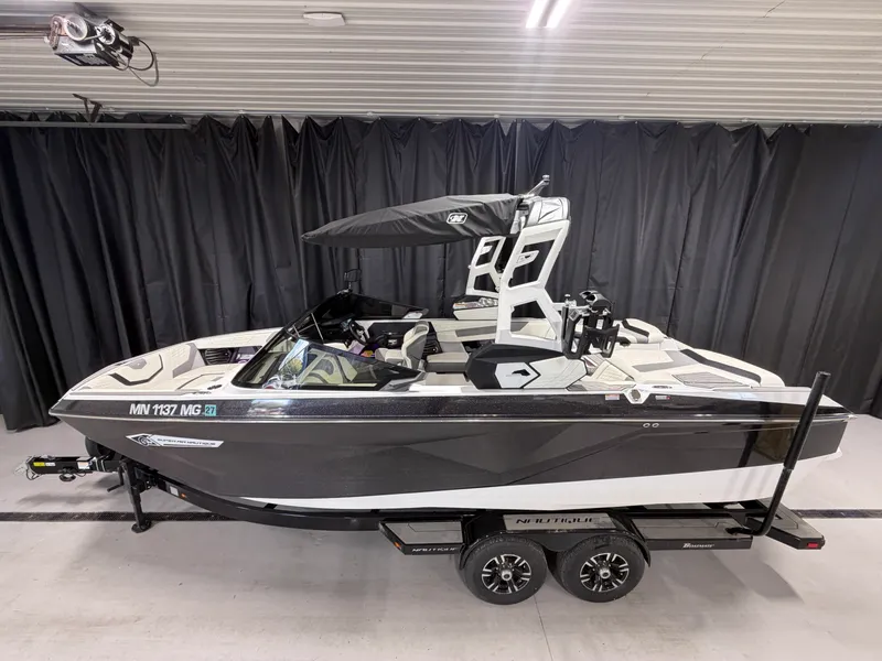 The Image of Nautique G23 2021 - 1