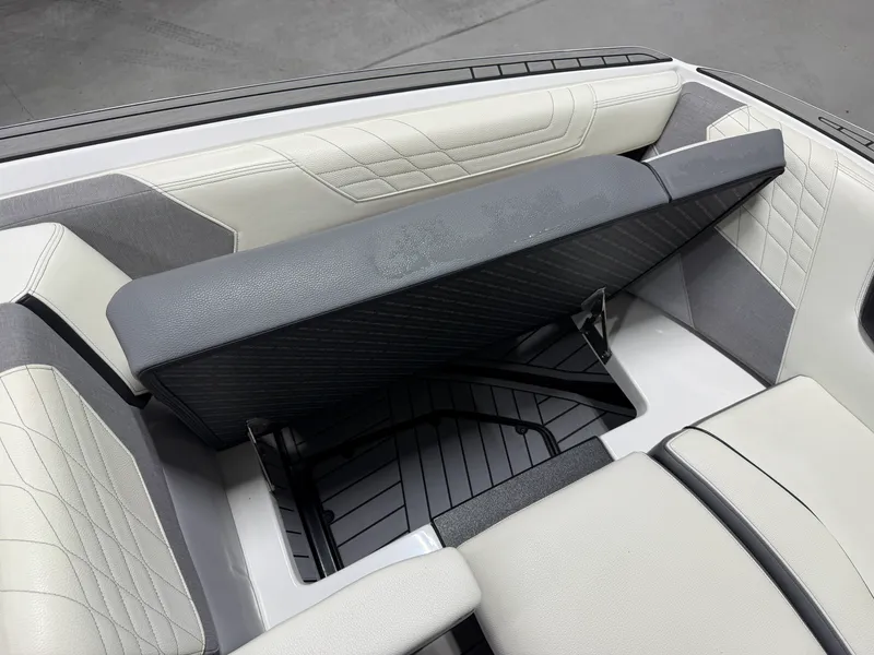 Slide: The Image of Nautique G23 2021 - 78