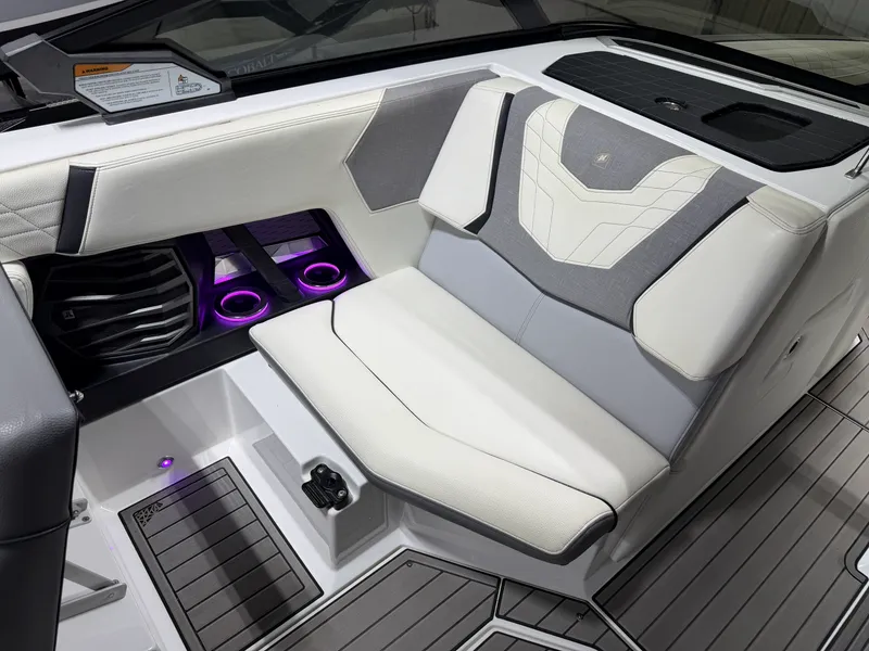 Slide: The Image of Nautique G23 2021 - 47