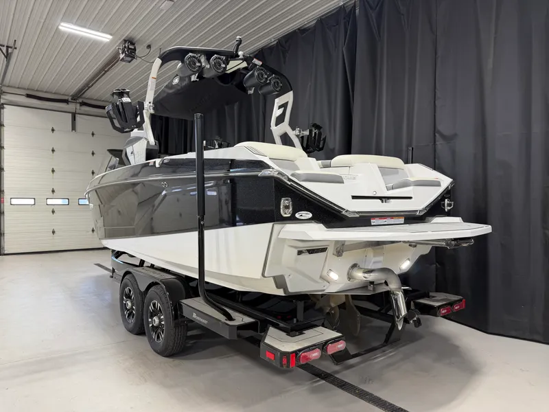 Slide: The Image of Nautique G23 2021 - 3