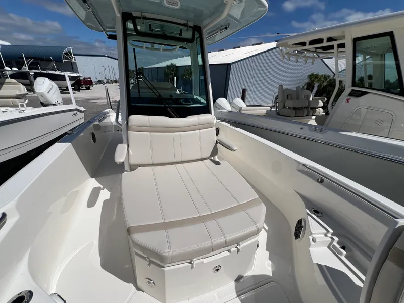 Slide: The Image of Boston Whaler 280 Dauntless 2027 - 23