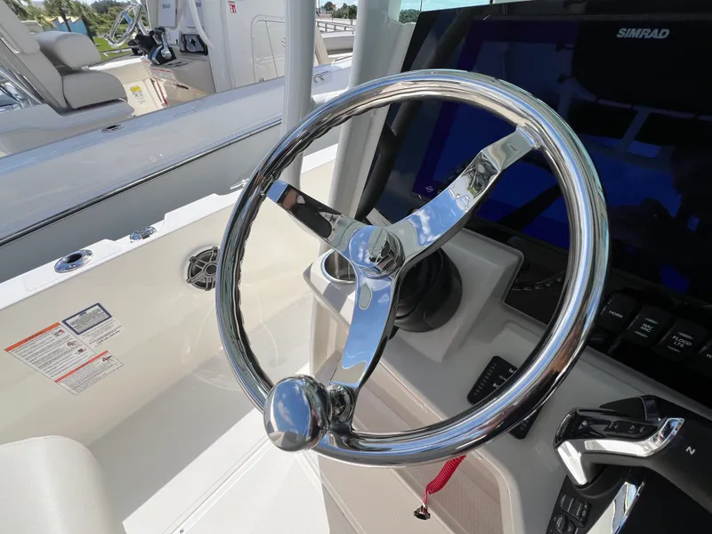 Slide: The Image of Boston Whaler 280 Dauntless 2027 - 15
