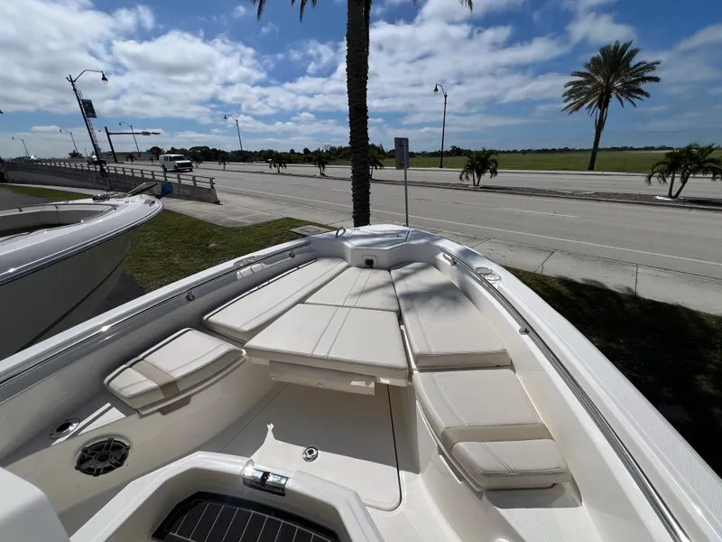 Slide: The Image of Boston Whaler 280 Dauntless 2027 - 33