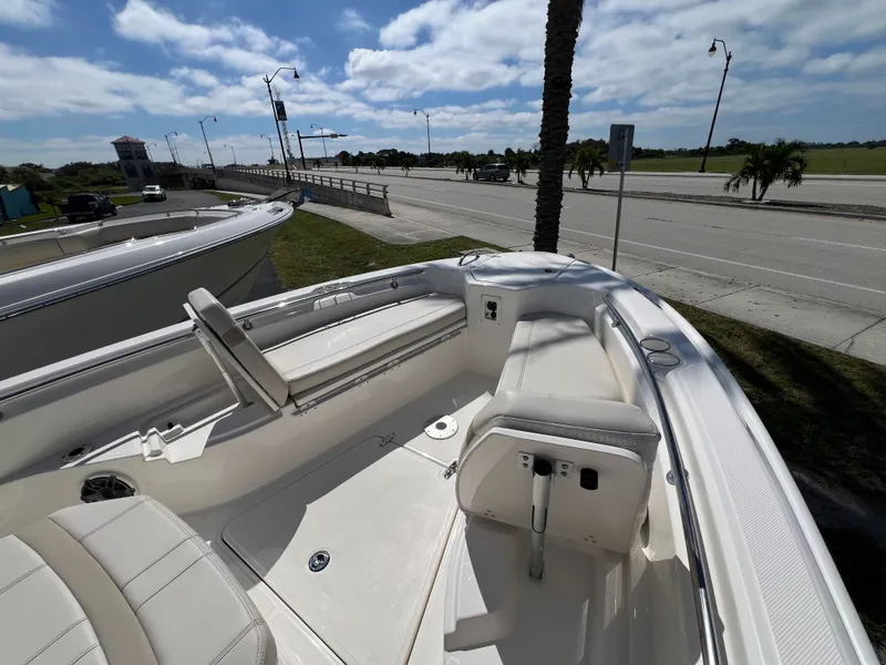 Slide: The Image of Boston Whaler 280 Dauntless 2027 - 21