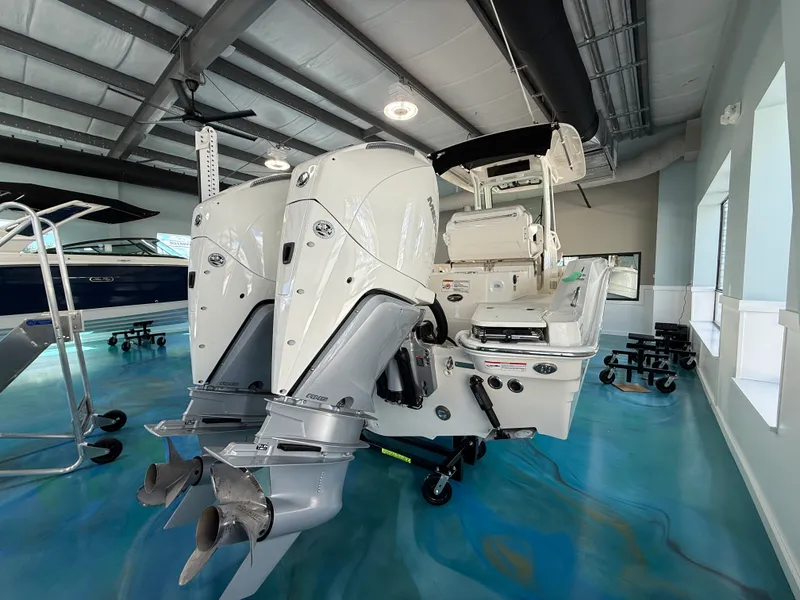 Slide: The Image of Boston Whaler 280 Dauntless 2027 - 5