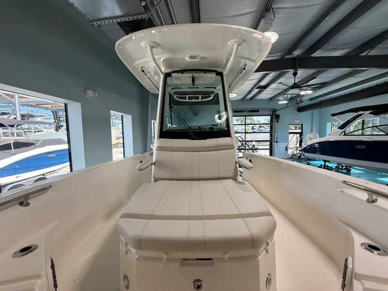Slide: The Image of Boston Whaler 280 Dauntless 2027 - 8