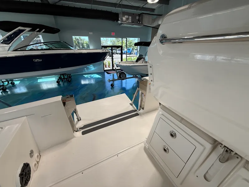 Slide: The Image of Boston Whaler 280 Dauntless 2027 - 19