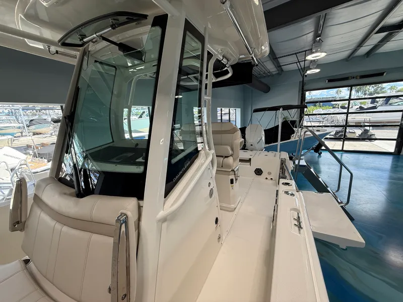 Slide: The Image of Boston Whaler 280 Dauntless 2027 - 10