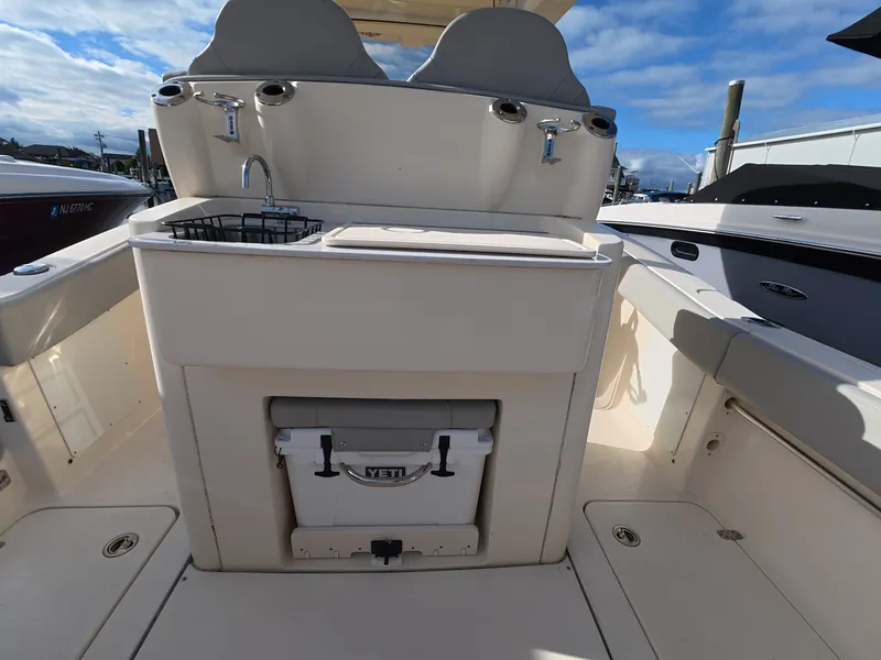 Slide: The Image of Scout 277 LXF 2024 - 10