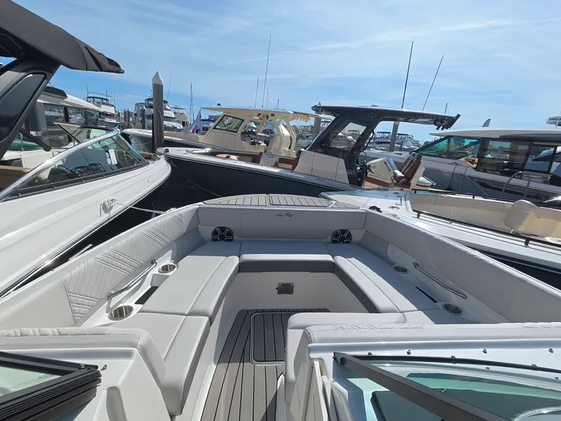 Slide: The Image of Sea Ray SDX 270 Outboard 2027 - 20