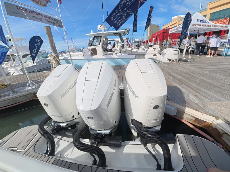 Slide: The Image of Sea Ray SLX 360 Outboard 2027 - 2