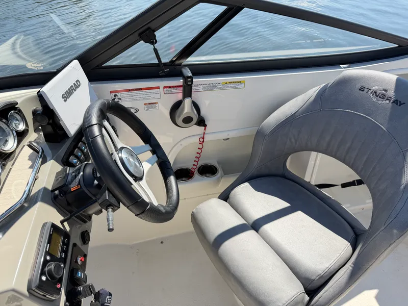 Slide: The Image of Stingray 214LR 2021 - 15