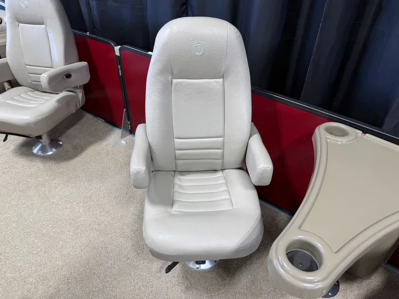 Slide: The Image of Premier 250 SOLARIS 2013 - 23