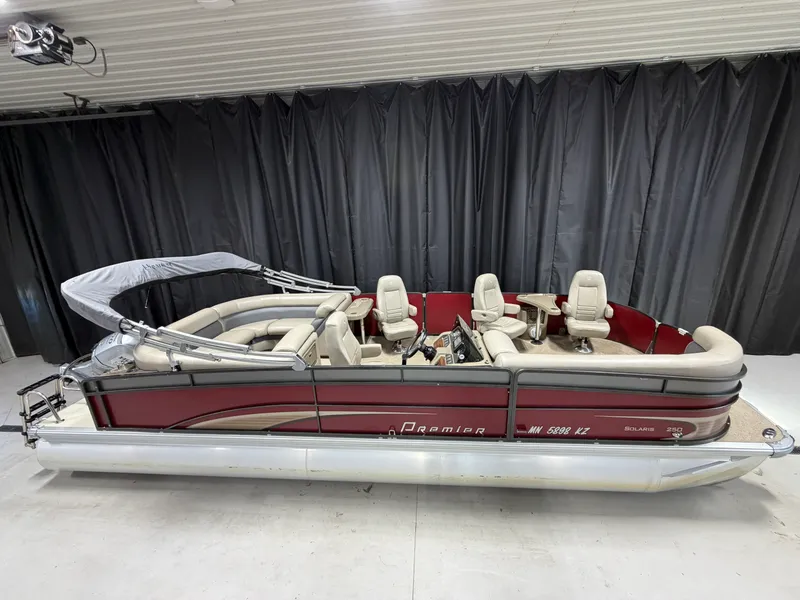 Slide: The Image of Premier 250 SOLARIS 2013 - 1