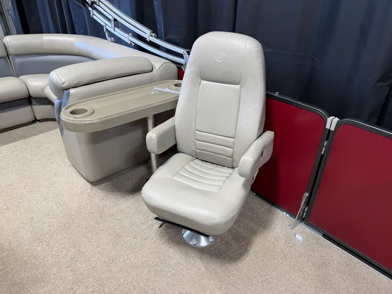 Slide: The Image of Premier 250 SOLARIS 2013 - 25