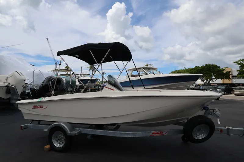 The Image of Boston Whaler 160 Super Sport 2027 - 0