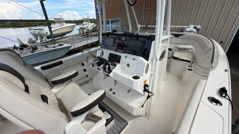 Slide: The Image of Sailfish 242 CC 2022 - 61