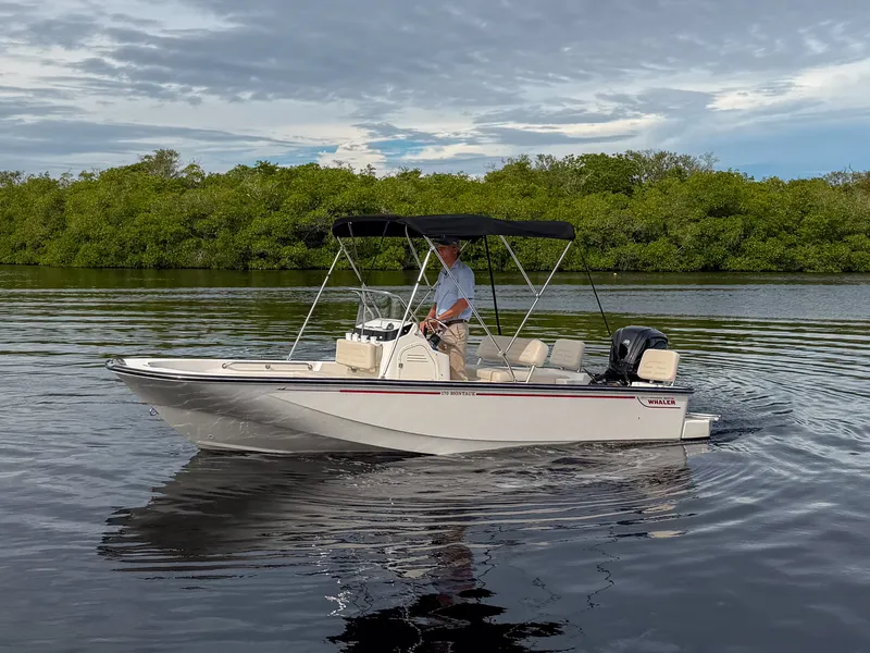 Slide: The Image of Boston Whaler 170 Montauk 2027 - 3