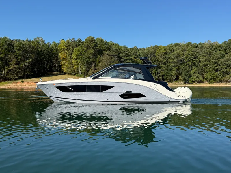 Slide: The Image of Sea Ray 370 SUNDANCER OUTBOARD 2022 - 7