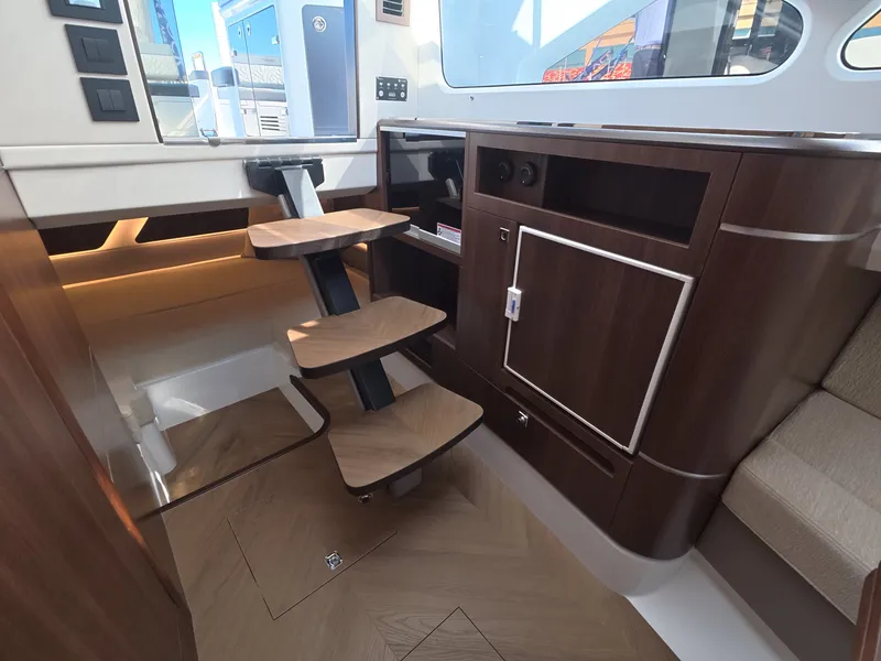 Slide: The Image of Galeon 335 GTO 2027 - 17