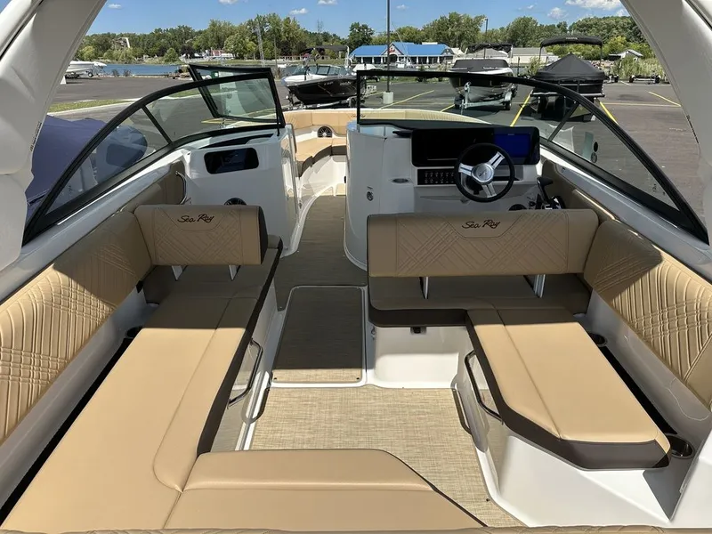 Slide: The Image of Sea Ray SDX 250 Outboard 2026 - 14