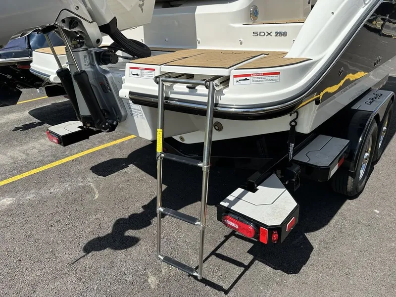 Slide: The Image of Sea Ray SDX 250 Outboard 2026 - 6